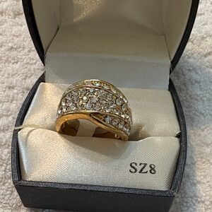 Elegant Gold and Silver Crystal Ring
